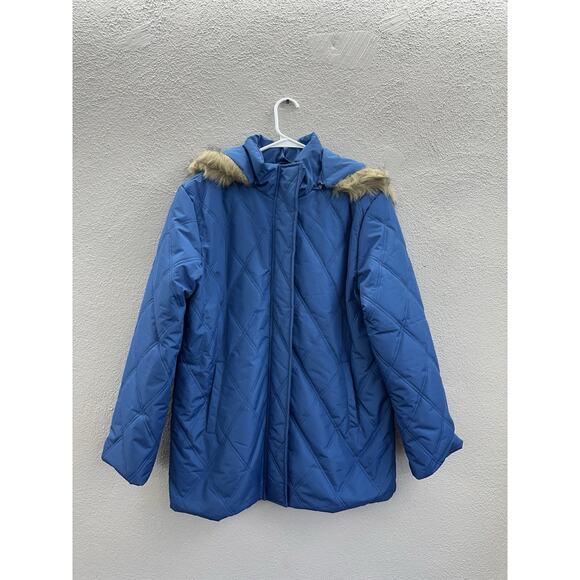 Tally-Ho Womens Jacket Size Medium Quilted Zip Up Jacket Fur Lined Hood NWTs - Picture 1 of 12